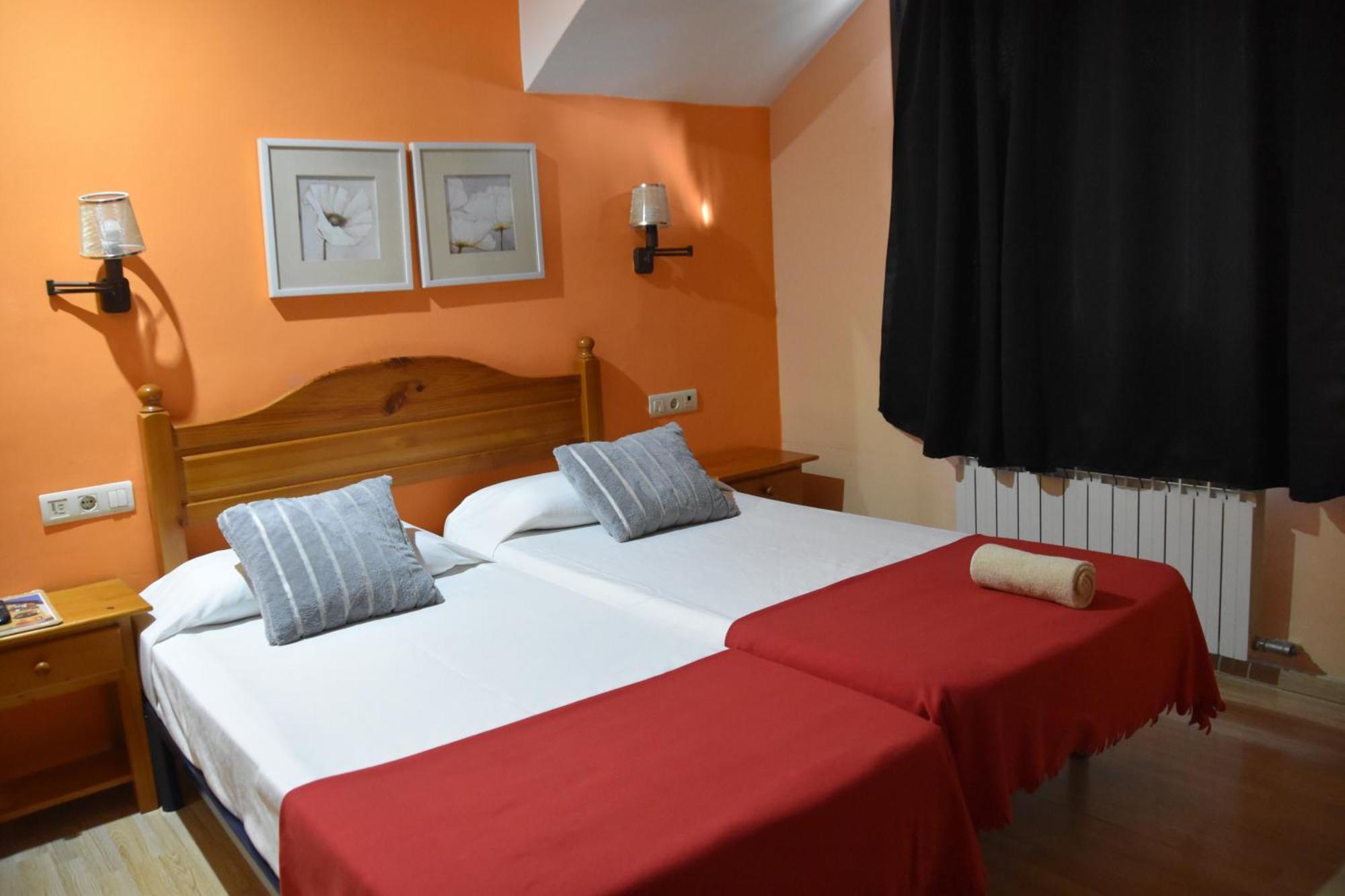 Hostal Cal Batista Bagá Buitenkant foto